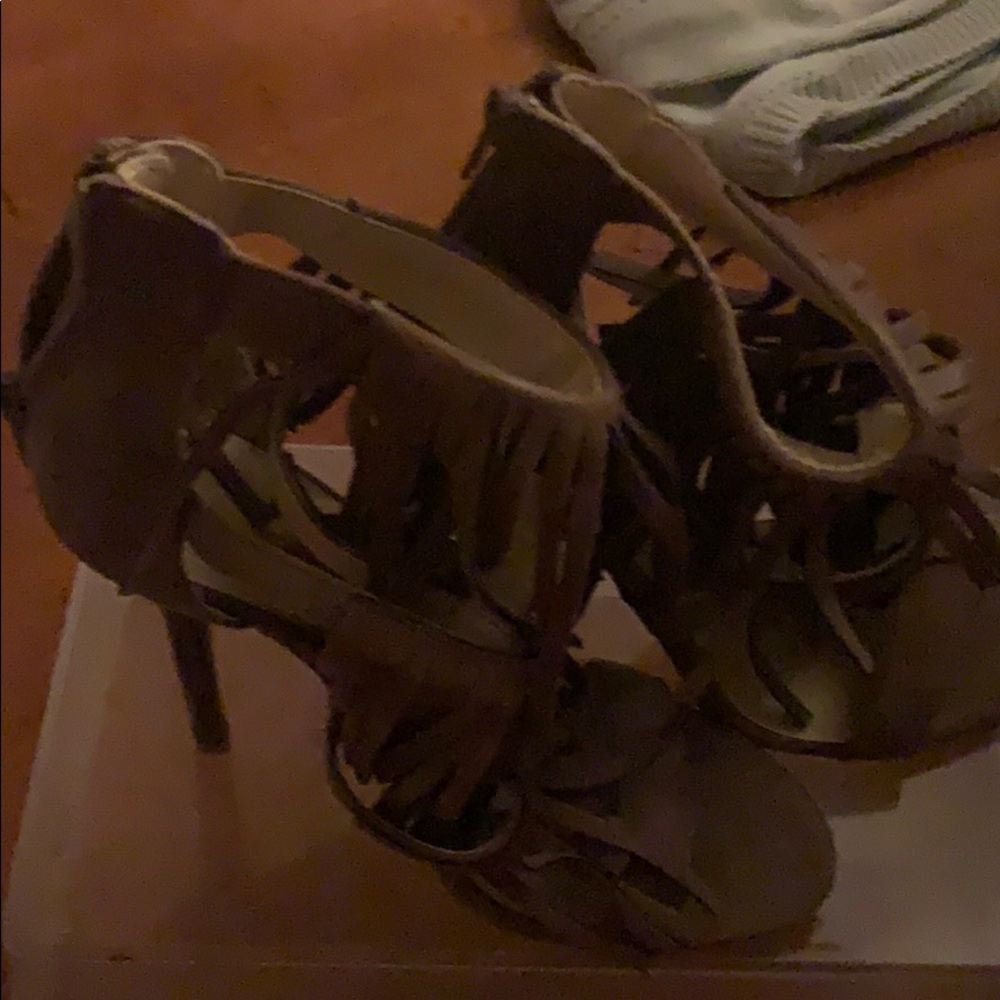 Brand new Pocahontas heels